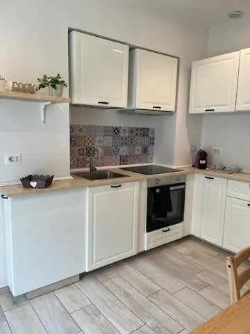 아파트 La Mansarda Di Sofia